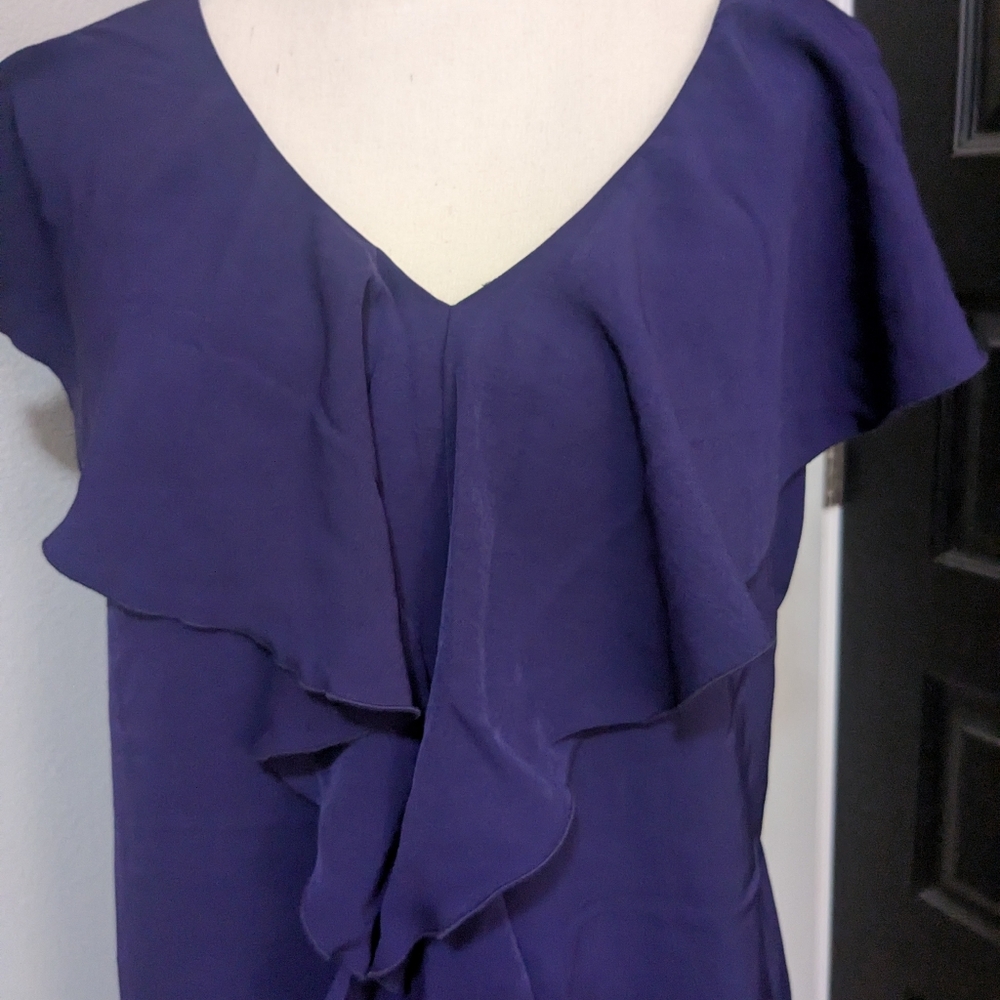 Sleeveless fully lined purple knee length dress